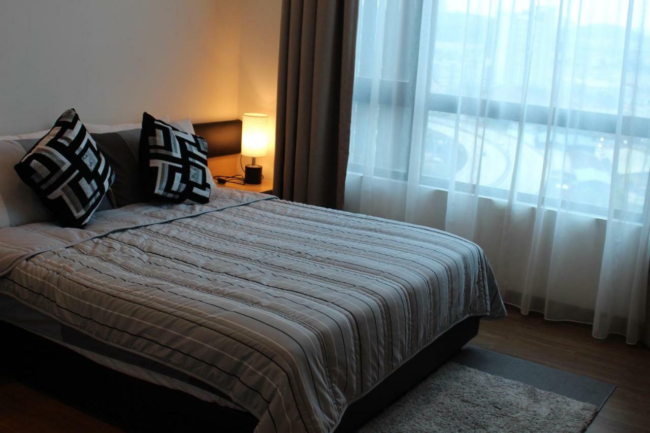 Mlh Deluxe Studio Suites @ Landmark Residence Cheras Esterno foto