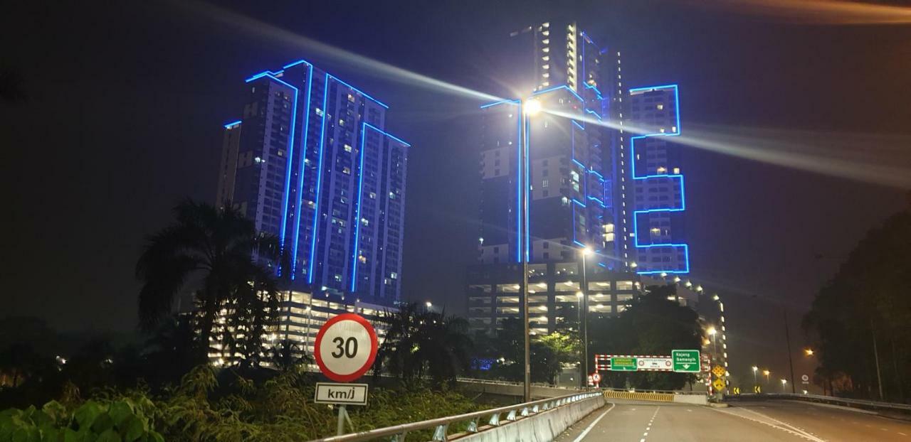 Mlh Deluxe Studio Suites @ Landmark Residence Cheras Esterno foto