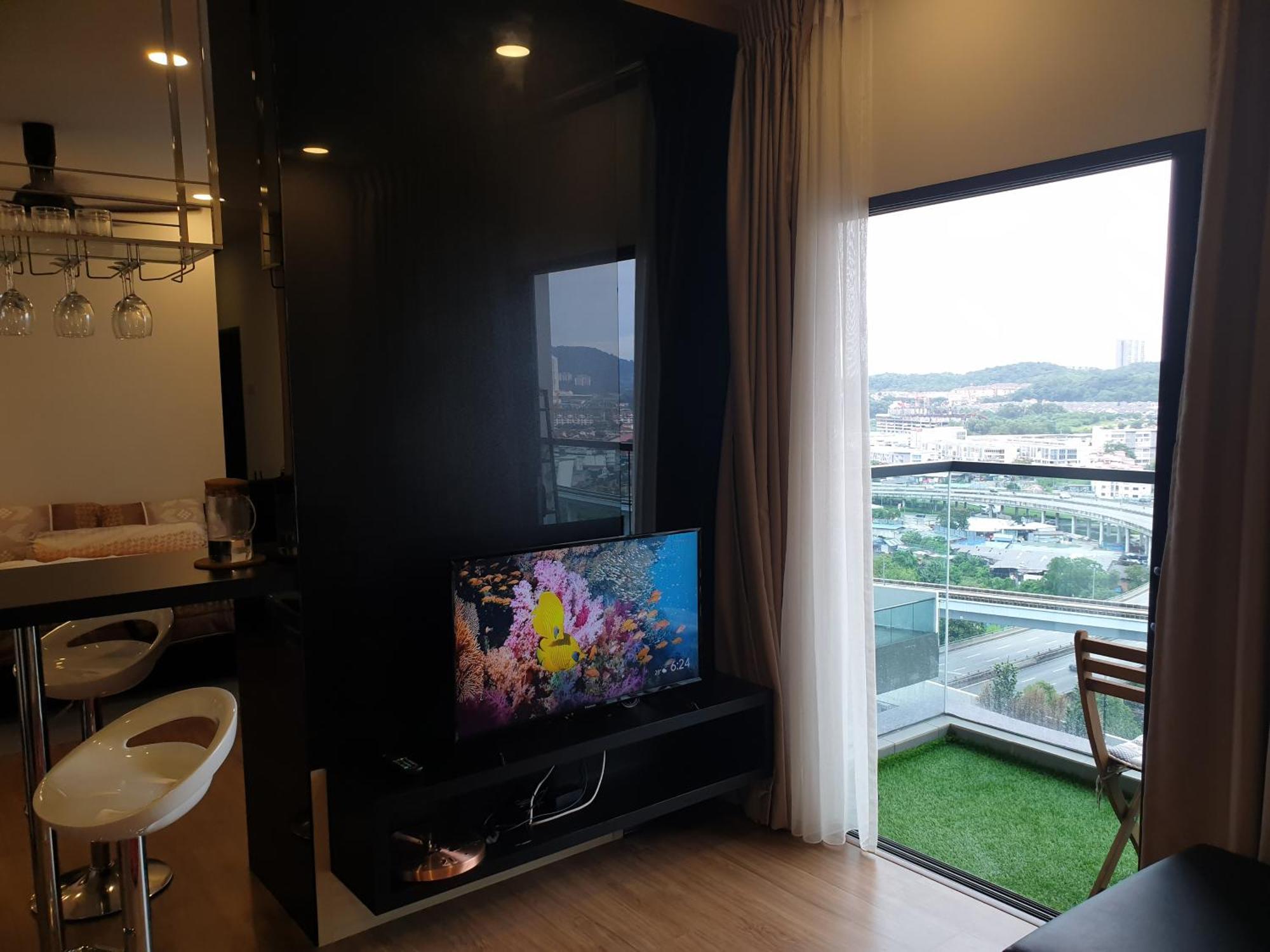 Mlh Deluxe Studio Suites @ Landmark Residence Cheras Esterno foto