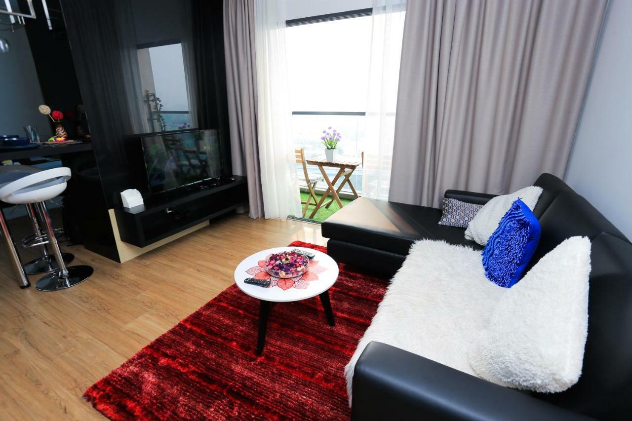 Mlh Deluxe Studio Suites @ Landmark Residence Cheras Esterno foto